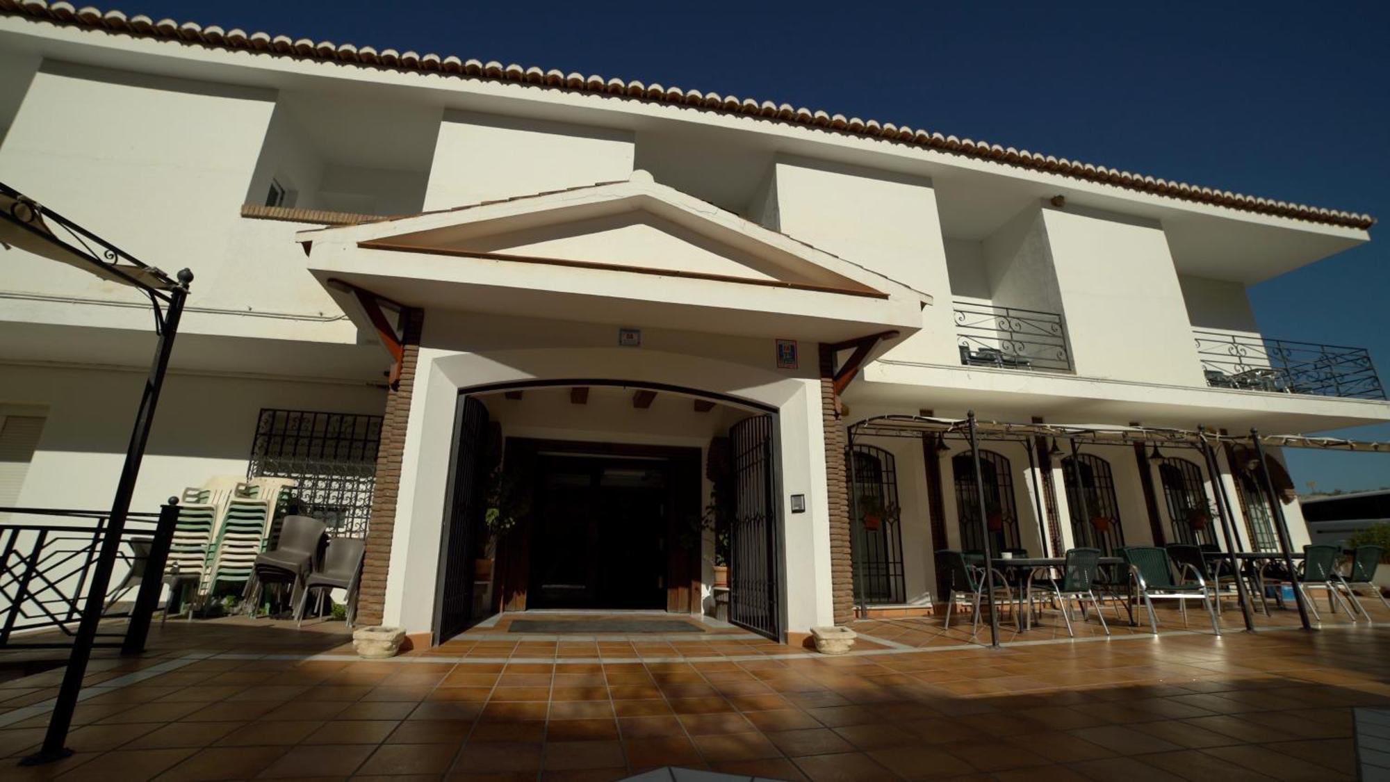 Balneario De Alicun De Las Torres Villanueva de las Torres Ngoại thất bức ảnh