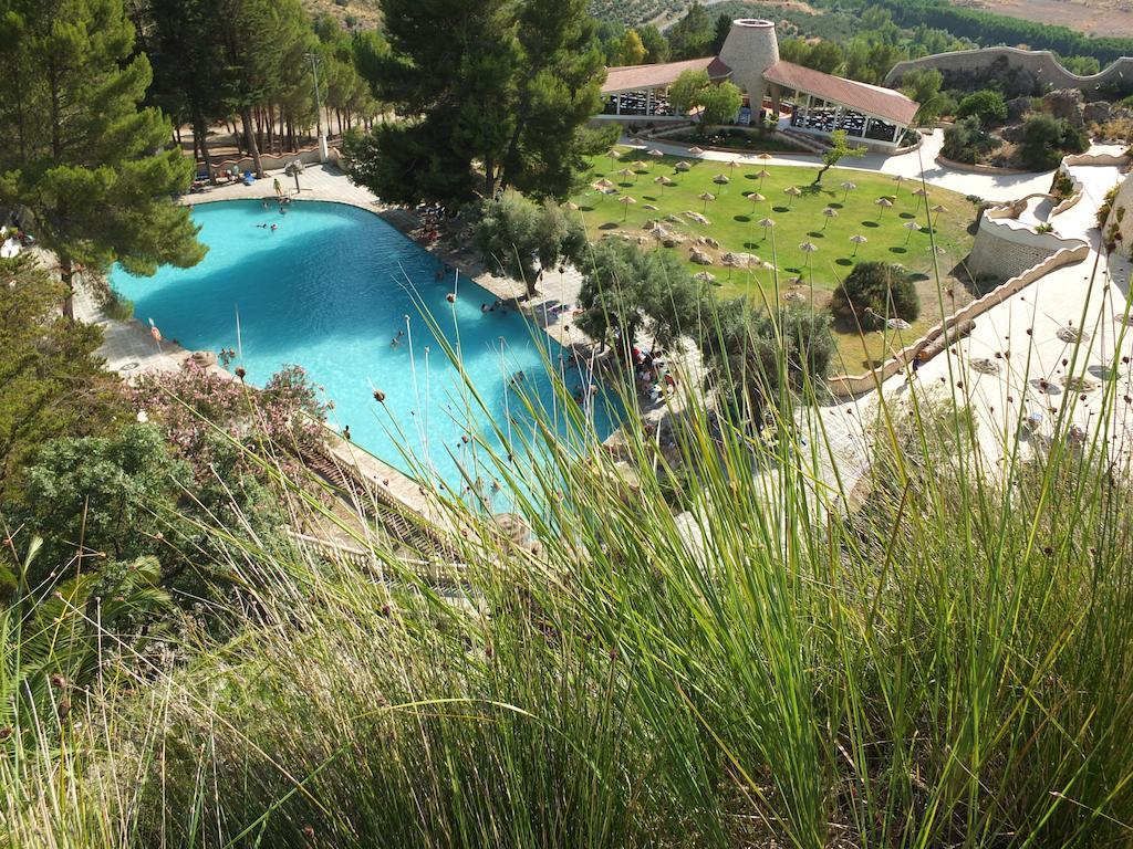 Balneario De Alicun De Las Torres Villanueva de las Torres Ngoại thất bức ảnh