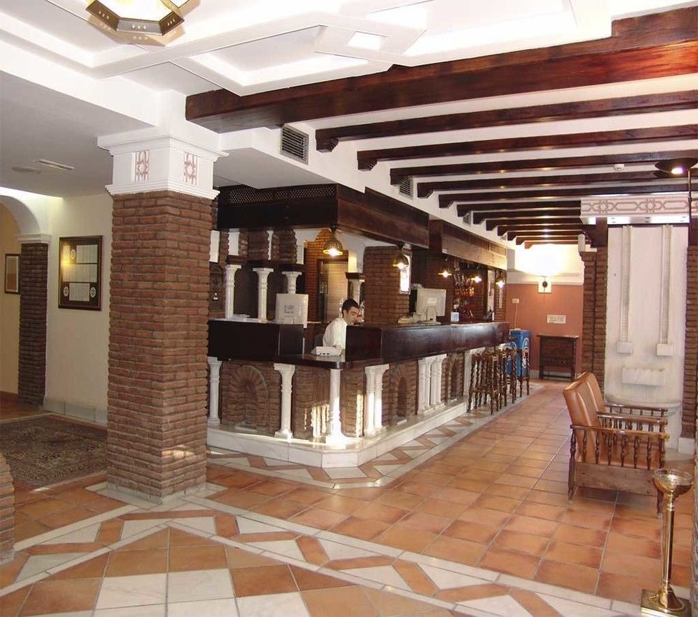Balneario De Alicun De Las Torres Villanueva de las Torres Ngoại thất bức ảnh